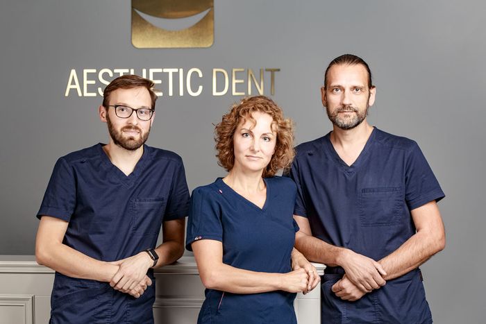 Zespół protetyczny Aesthetic Dent w Szczcinie.